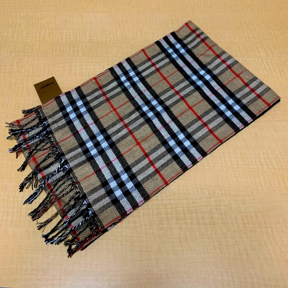 Brand New Burberry scarf - Original print